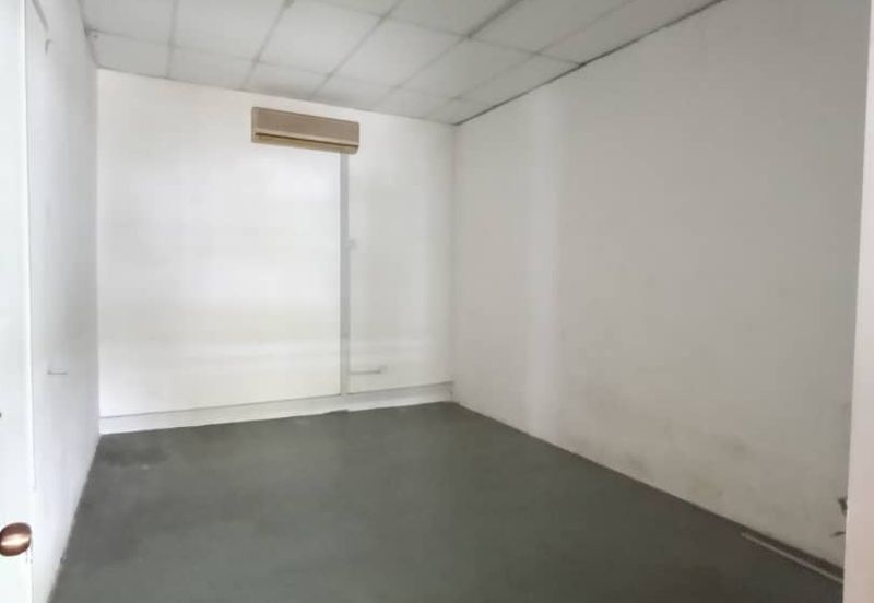 Senai / Taman Scientex Senai / Jalan Scientex Jaya  / 1.5 Storey Cluster Factory / Light Industry / G&G