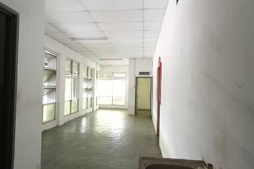 Senai / Taman Scientex Senai / Jalan Scientex Jaya  / 1.5 Storey Cluster Factory / Light Industry / G&G