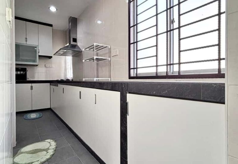 Skudai / Taman Mutiara Rini / Jalan Bakti / Double Storey Corner Lot