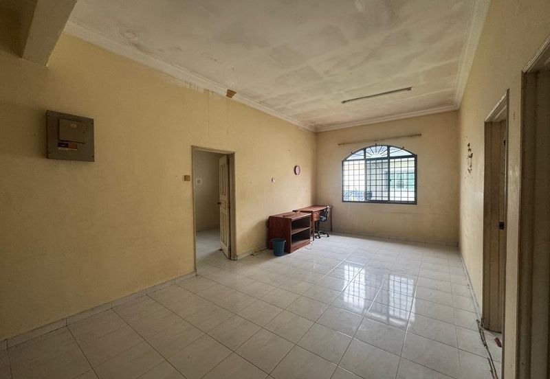 Skudai / Pulai Utama / Double Storey Semi-D 