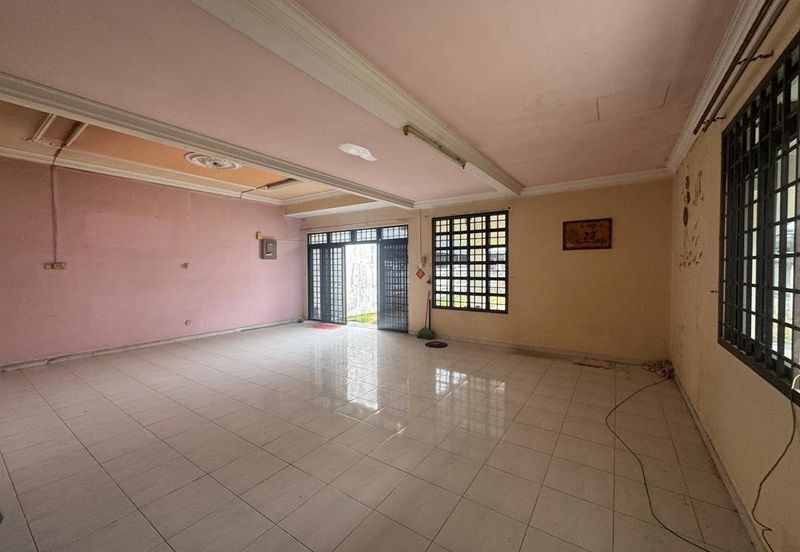 Skudai / Pulai Utama / Double Storey Semi-D 