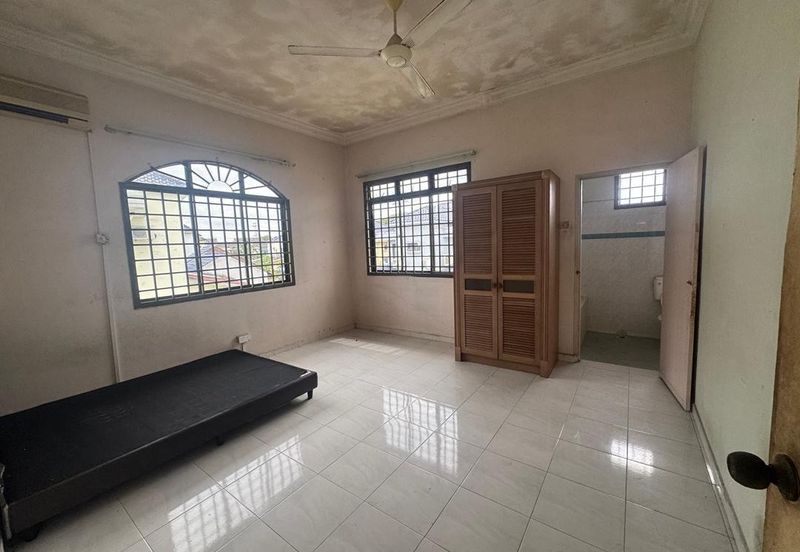 Skudai / Pulai Utama / Double Storey Semi-D 