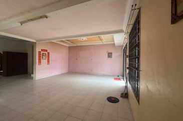 Skudai / Pulai Utama / Double Storey Semi-D 