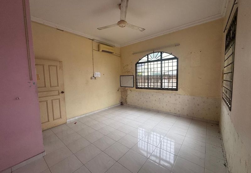 Skudai / Pulai Utama / Double Storey Semi-D 