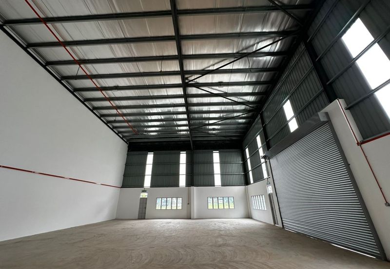 Kuldi / Senai 29 / Taman Desa Idaman / Semi Detached Factory 