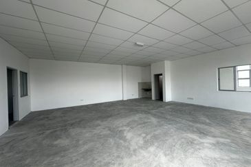 Kuldi / Senai 29 / Taman Desa Idaman / Semi Detached Factory 