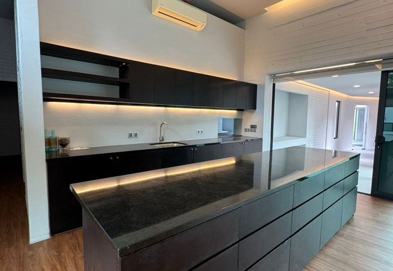 Iskandar Puteri / Leisure farm X Lorong Polo X / Single storey Bungalow w lap pool