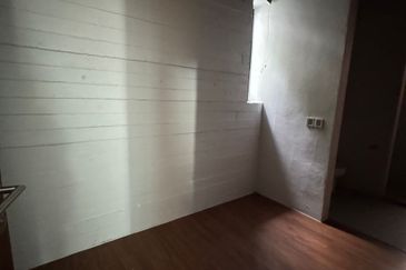 Iskandar Puteri / Leisure farm X Lorong Polo X / Single storey Bungalow w lap pool