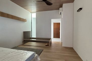 Iskandar Puteri / Leisure farm X Lorong Polo X / Single storey Bungalow w lap pool 