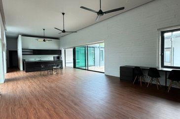 Iskandar Puteri / Leisure farm X Lorong Polo X / Single storey Bungalow w lap pool 