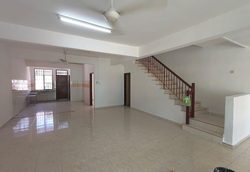  Kulai / Taman Kulai Permai / 2 Storey Terrace House (公主城翠竹园 旧帝大那边）