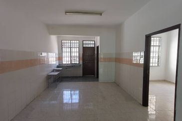  Kulai / Taman Kulai Permai / 2 Storey Terrace House (公主城翠竹园 旧帝大那边）