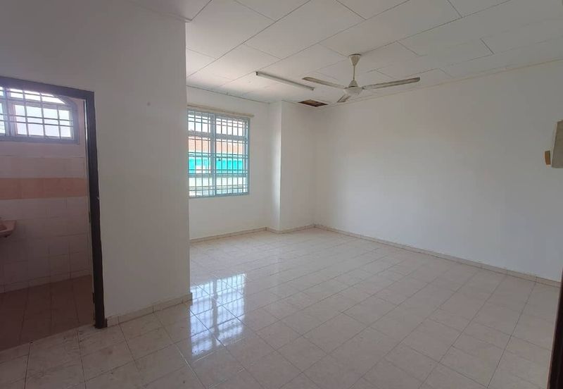  Kulai / Taman Kulai Permai / 2 Storey Terrace House (公主城翠竹园 旧帝大那边）