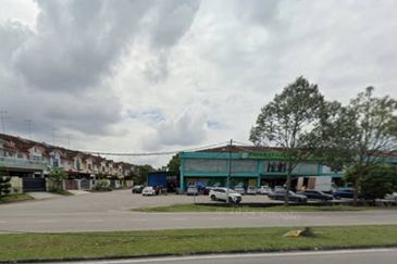  Kulai / Taman Kulai Permai / 2 Storey Terrace House (公主城翠竹园 旧帝大那边）