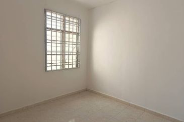  Kulai / Taman Kulai Permai / 2 Storey Terrace House (公主城翠竹园 旧帝大那边）