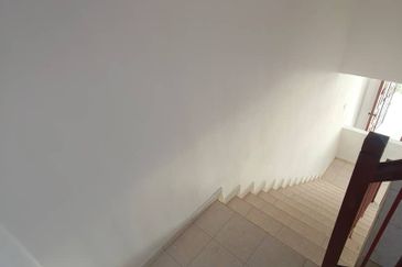  Kulai / Taman Kulai Permai / 2 Storey Terrace House (公主城翠竹园 旧帝大那边）