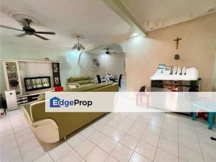 Kulai / Bandar Putra / Jalan Kasawari / 2 Storey Terrace House / Renovated Unit , Johor, Kulai