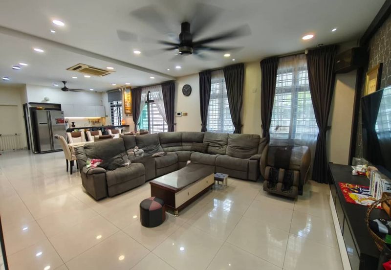 Kulai / Bandar Indahpura / Jalan Matahari / Double Storey Semi-D House