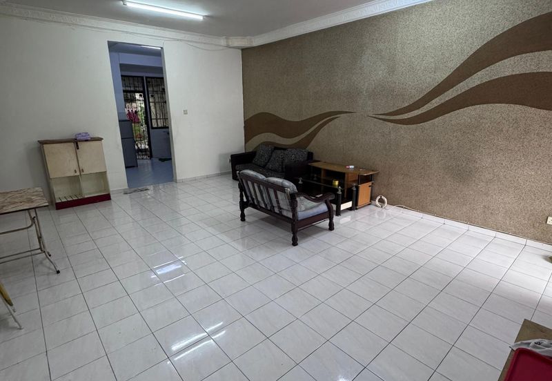 Nusajaya / Taman bukit indah / Johor / Jalan Indah 10 / double storey terrace house