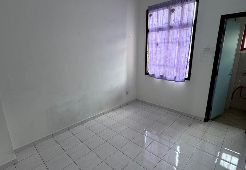 Nusajaya / Taman bukit indah / Johor / Jalan Indah 10 / double storey terrace house