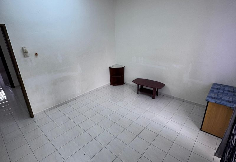 Nusajaya / Taman bukit indah / Johor / Jalan Indah 10 / double storey terrace house