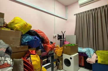 Kulai Bandar Putra / Jalan Bangau / Single Storey House 