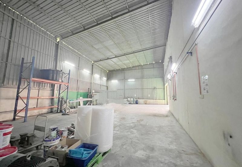 Ulu Tiram/ Desa Cemerlang / Semi Detached Factory / Light Industry
