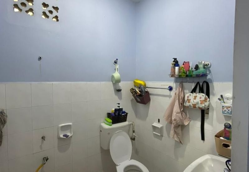 Kulai / Bandar Putra / Jalan Merak / Single Storey Terrace House 