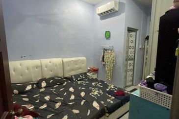 Kulai / Bandar Putra / Jalan Merak / Single Storey Terrace House 