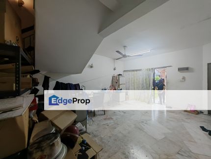 Kulai / Bandar Indahpura / Jalan Teratai / Double Storey House original unit / gated & guarded, Johor, Kulai