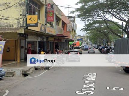 Kulai / Taman Nam Tak / Jalan Susur Kulai / Double Storey Shop / Facing Main Road , Johor, Kulai