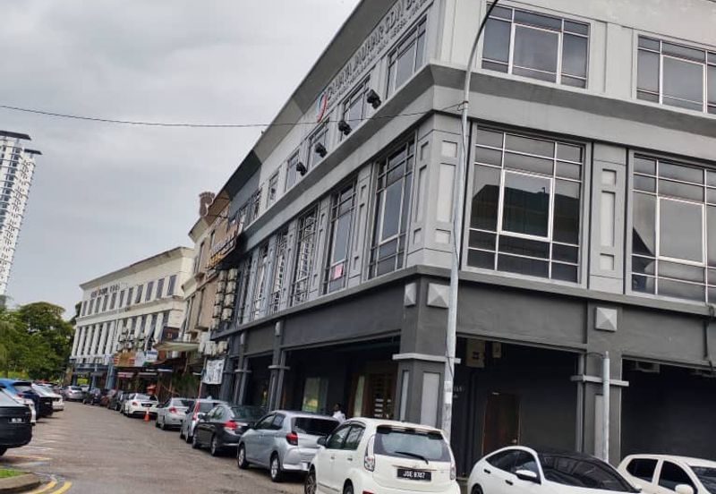 Johor Bahru Bukit Indah 3 Storey Endlot Shoplot For Rent 