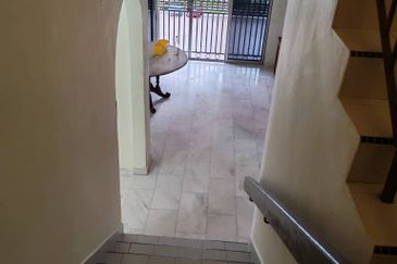 Johor Bahru Johor Jaya Double Storey Semi-D/Fully Renovated Unit