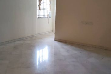 Johor Bahru Johor Jaya Double Storey Semi-D/Fully Renovated Unit