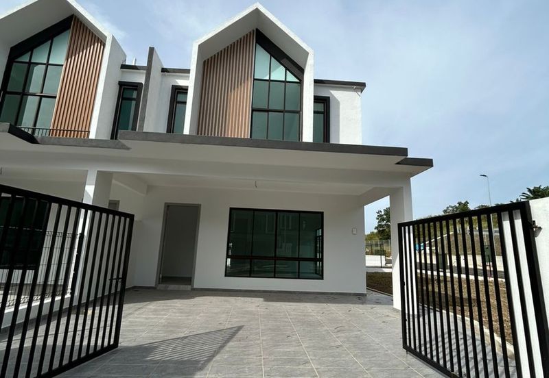 Kulai / ST Marco Park / Double Storey Corner Lot