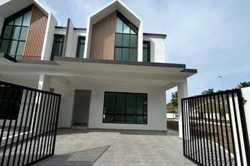 Kulai / ST Marco Park / Double Storey Corner Lot