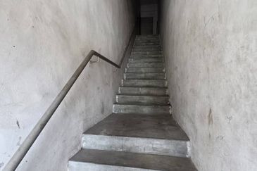 Kulai / Saleng / Taman Muhibah / Jln Jambu / Double Storey ShopLot Unblock View