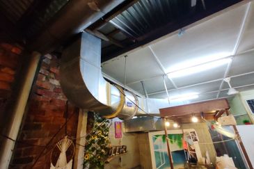 Kulai / kelapa sawit / Jalan kelapa sawit / single storey shop lot