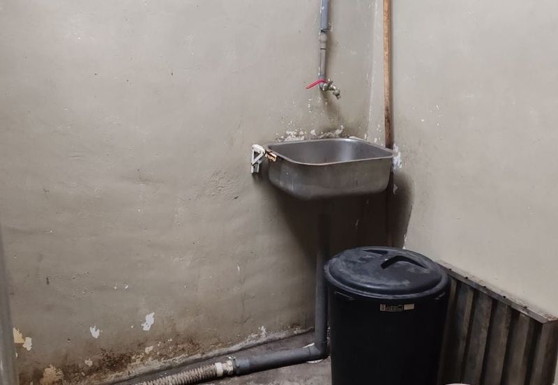 Kulai / kelapa sawit / Jalan kelapa sawit / single storey shop lot