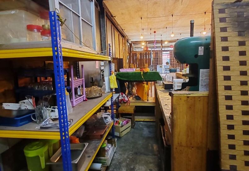 Kulai / kelapa sawit / Jalan kelapa sawit / single storey shop lot