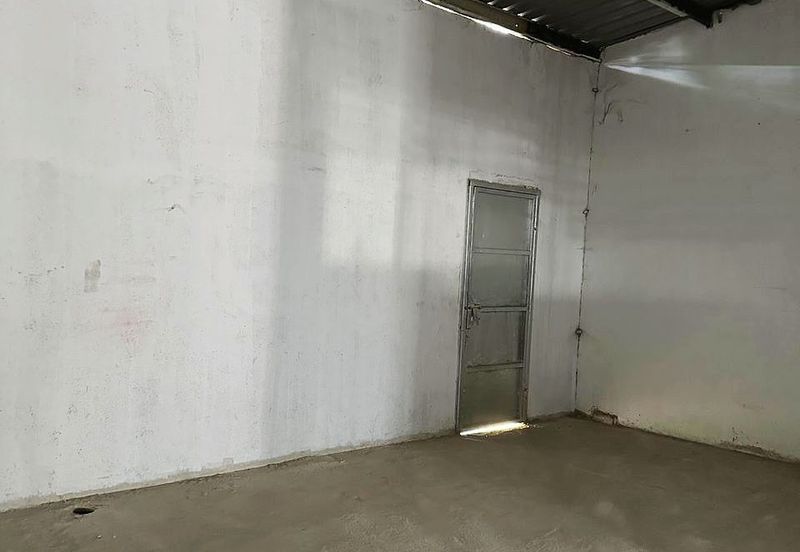 Kulai / Kelapa Sawit / Jalan Besi / Small Factory /古來24哩工业区小型工厂