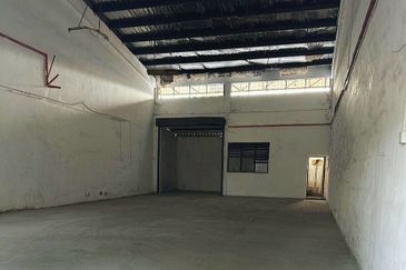 Kulai / Kelapa Sawit / Jalan Besi / Small Factory /古來24哩工业区小型工厂