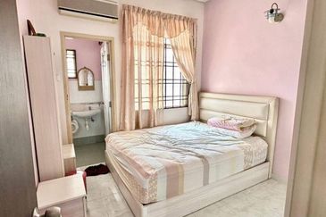 Iskandar Puteri / Taman Bukit Indah / Jalan Indah 19 / Double Storey End Lot 14’ Extra Land / Unblock View 