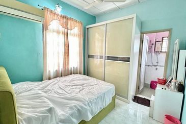 Iskandar Puteri / Taman Bukit Indah / Jalan Indah 19 / Double Storey End Lot 14’ Extra Land / Unblock View 