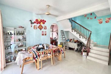 Iskandar Puteri / Taman Bukit Indah / Jalan Indah 19 / Double Storey End Lot 14’ Extra Land / Unblock View 