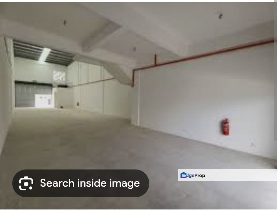 Kulai / Taman Kota Kulai / Jalan Pinang 1 / Three Shoplot Ground Floor / Facing Main road, Johor, Kulai