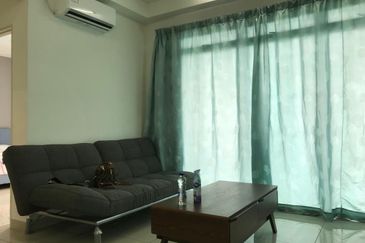 Kulai / Bandar Putra/ D'Putra Suites / Service Apartment 