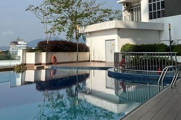 Kulai / Bandar Putra/ D'Putra Suites / Service Apartment 