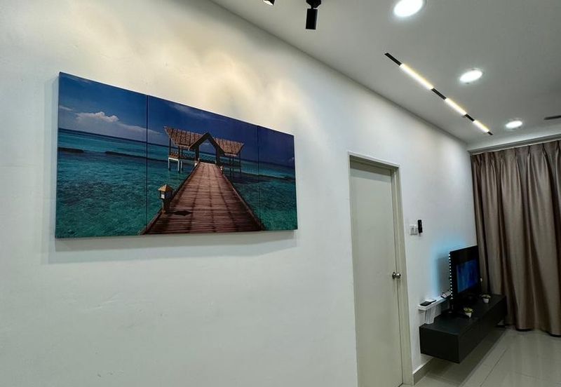 Kulai / Bandar Putra/ D'Putra Suites / Service Apartment 