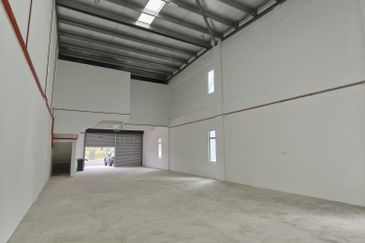 Kulai / Indahpura / VervoCity / Stellar Park / Brand new 1.5 Storey Terrace Factory / Light Industry /  全新 1.5 层工业厂房